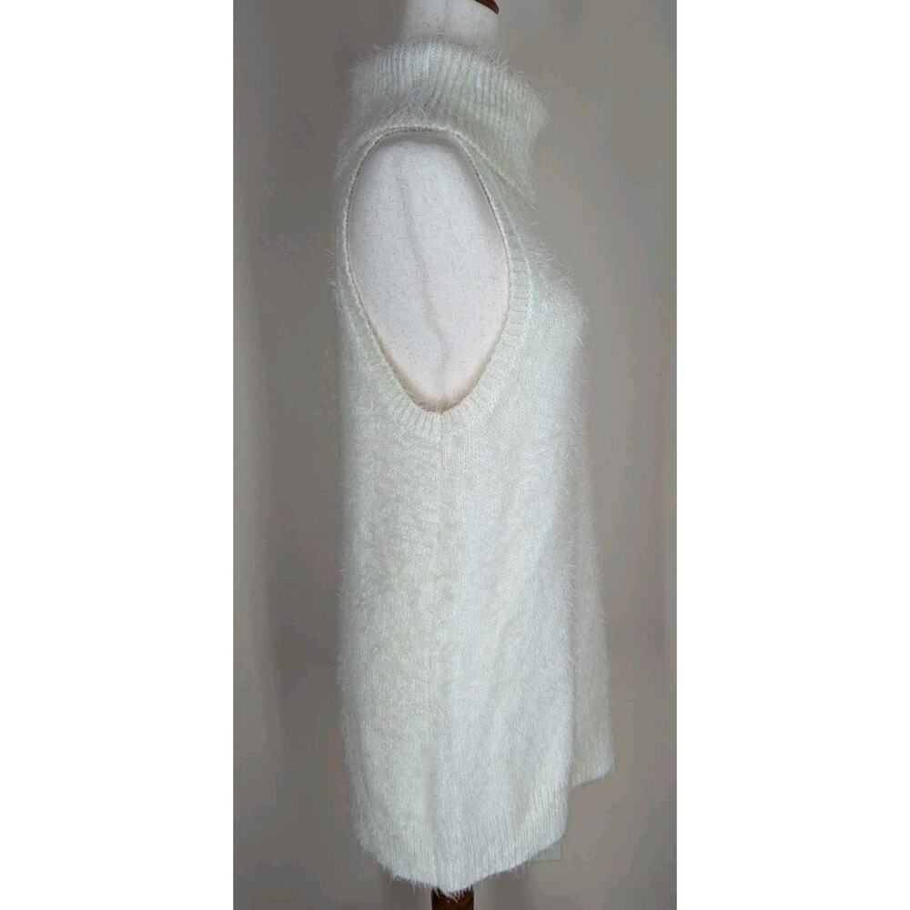 Show Me Your Mumu Sleeveless Fauna Sweater Dress Fuzzy Cream Knit Size Medium - Picture 7 of 13